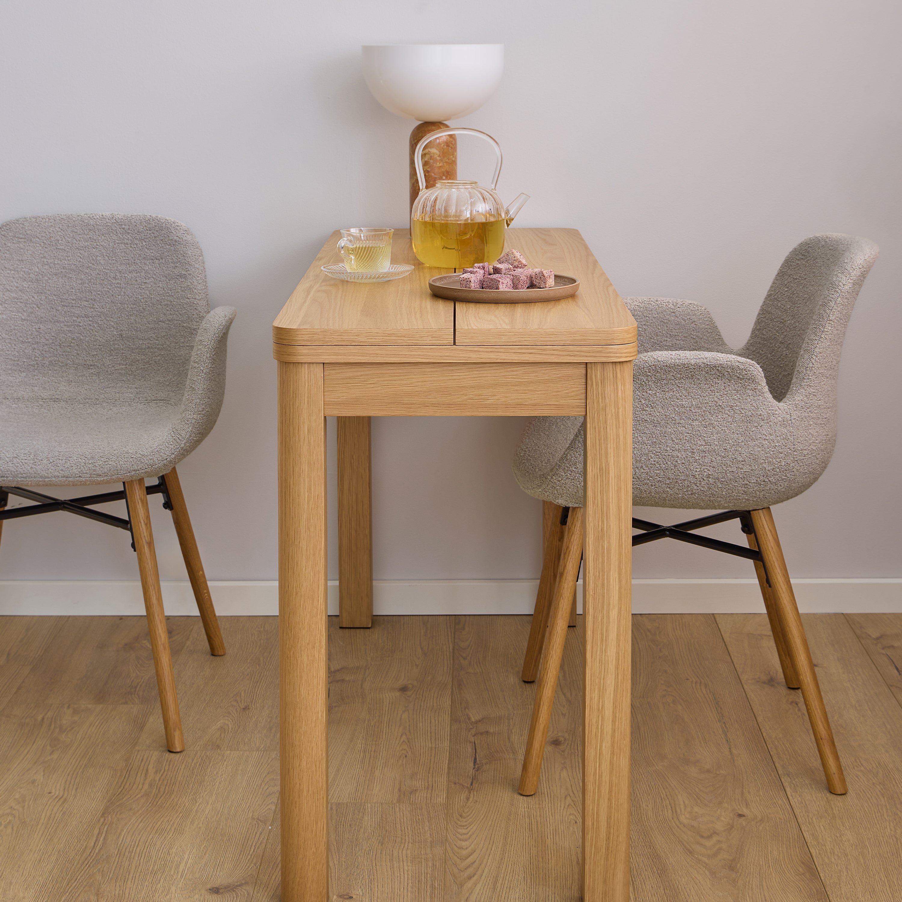 Southampton Extendable Rectangular dining table in Matt Oak 45/90 x 120 cm